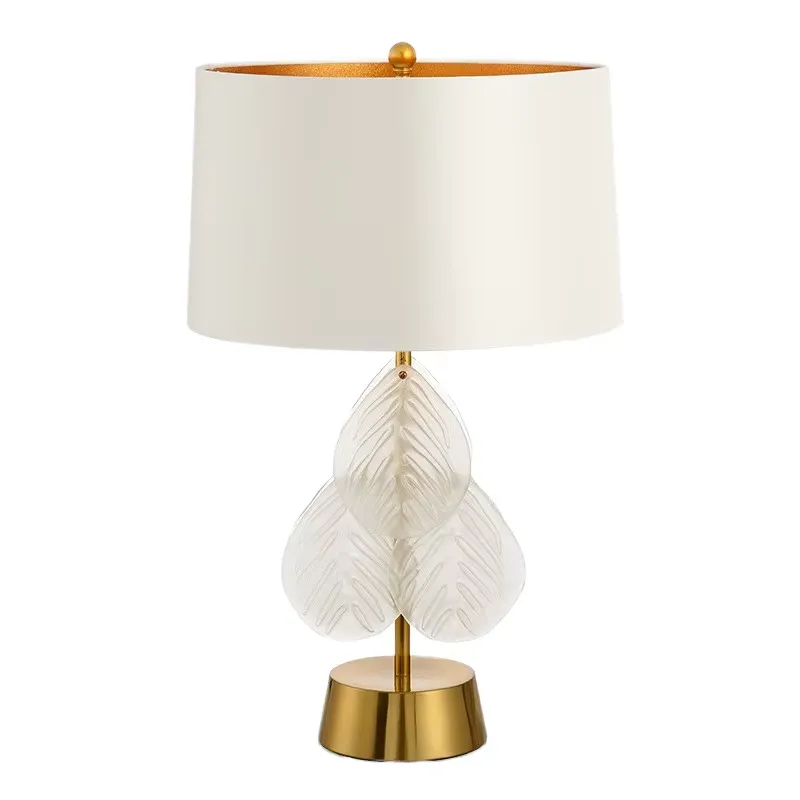 American Post Modern LED Desk  - Glass Bed recension och pris