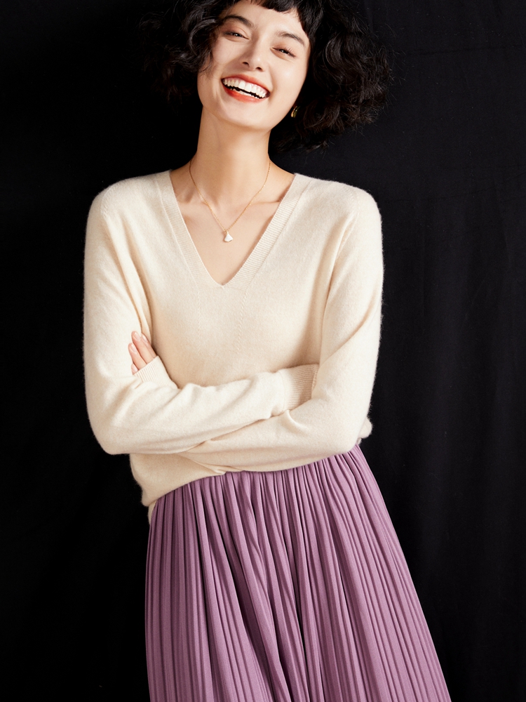 Cashmere V Neck Pullover Sweat - Resin Vat recension och pris